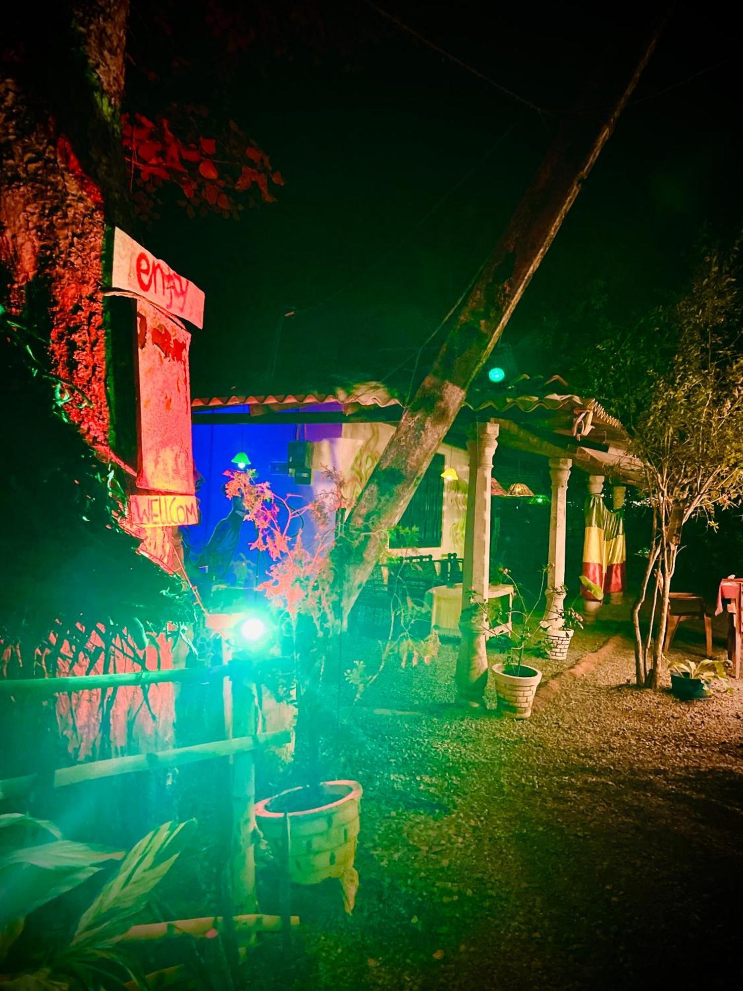 Reggae Paradise Hostel Sigiriya Eksteriør billede